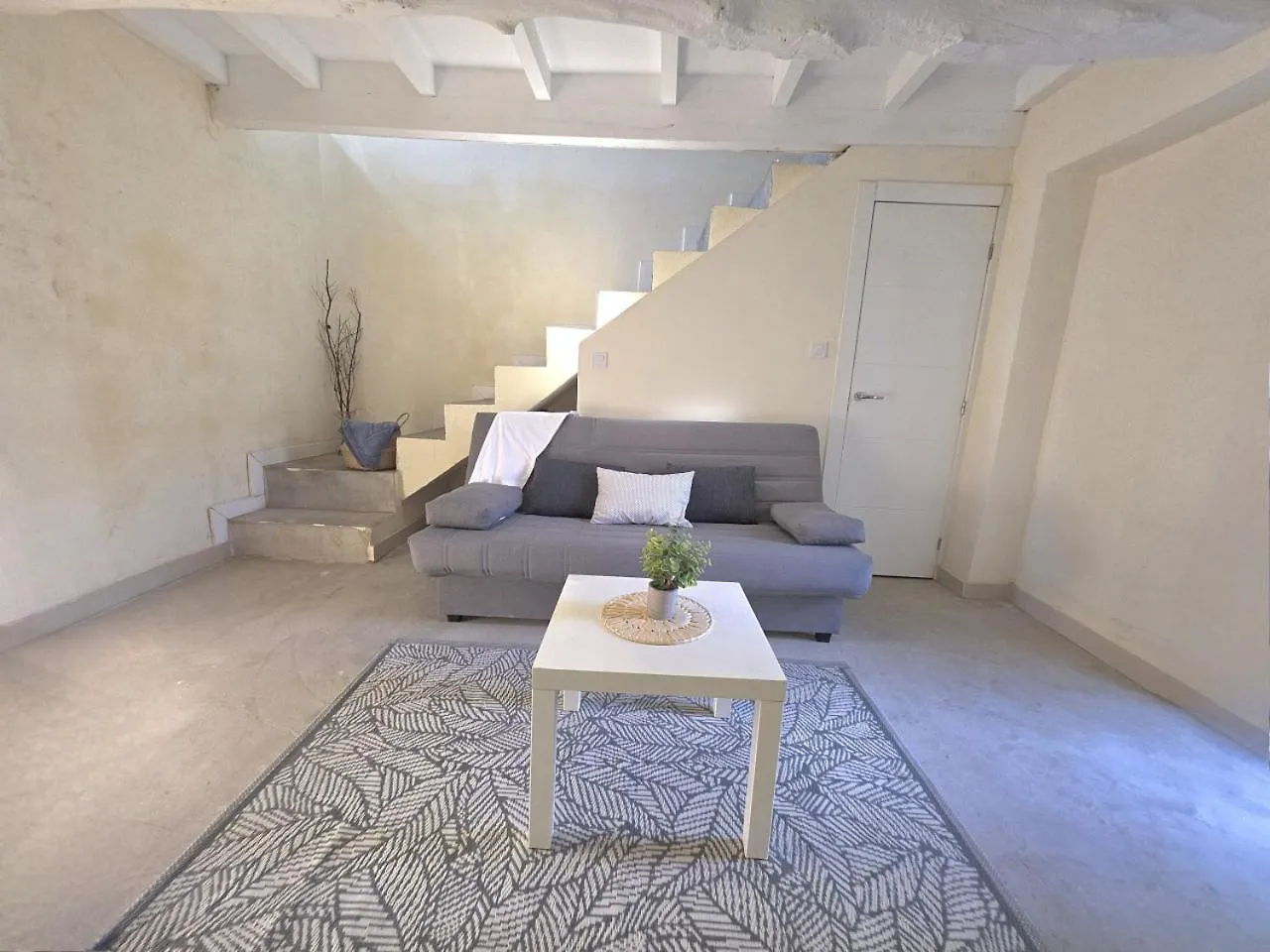 Casina Fiore - 34601 Suesa 0*,  Spain